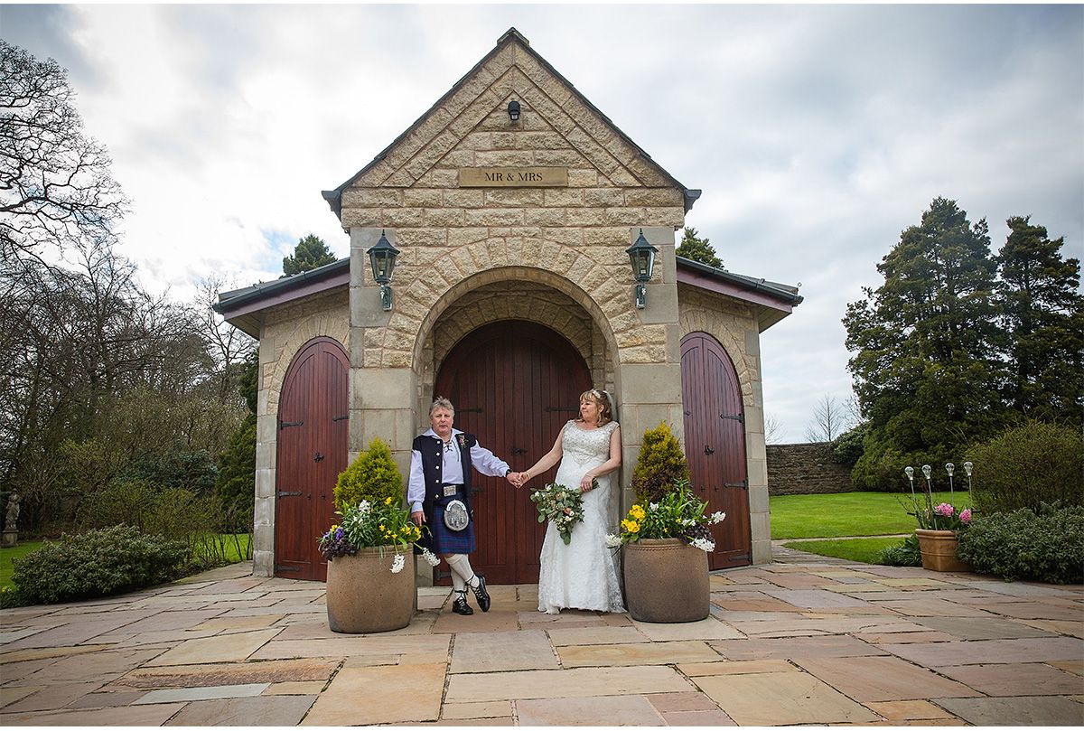 janes and christine Ferraris Country House