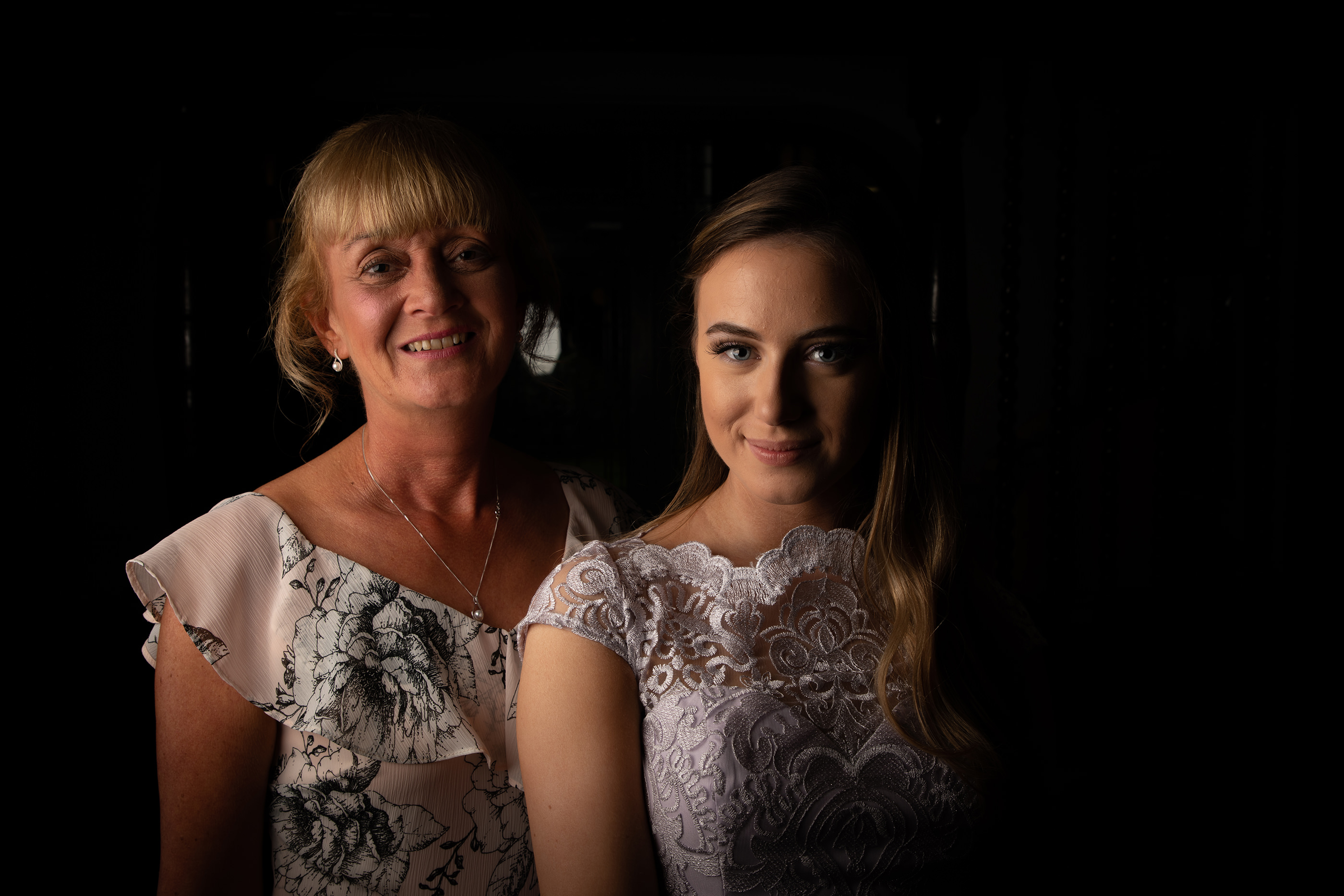 wedding friends
