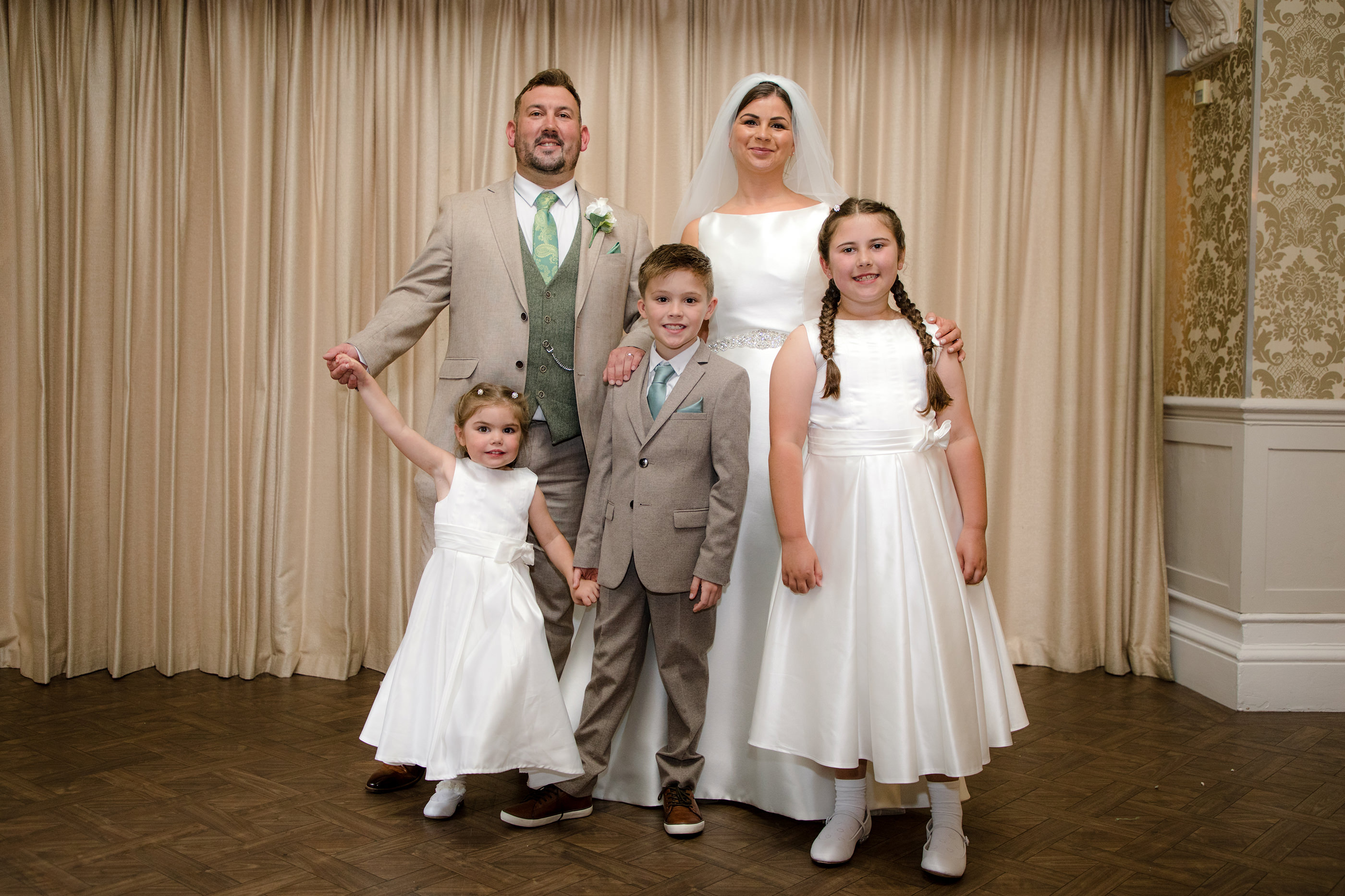Brad and Becky family wedding photo 