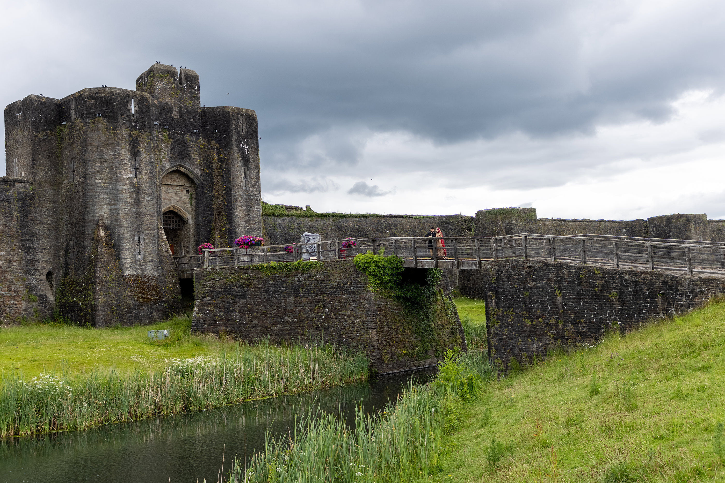 Caerphilly Castle wedding photos