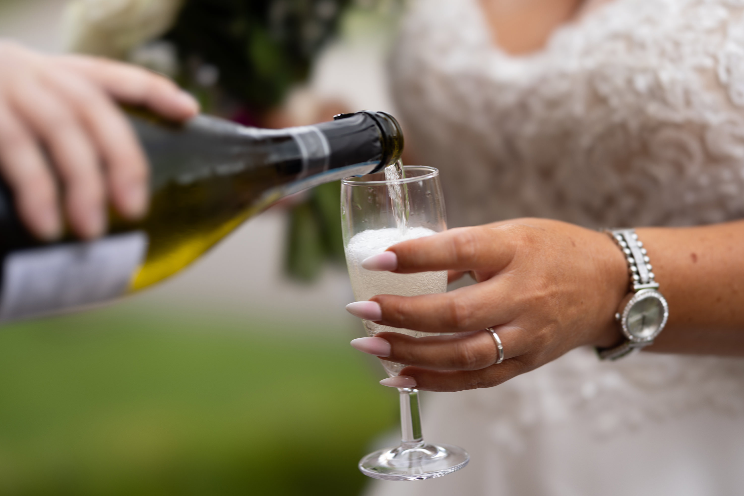 Time for a glass of Champagne 