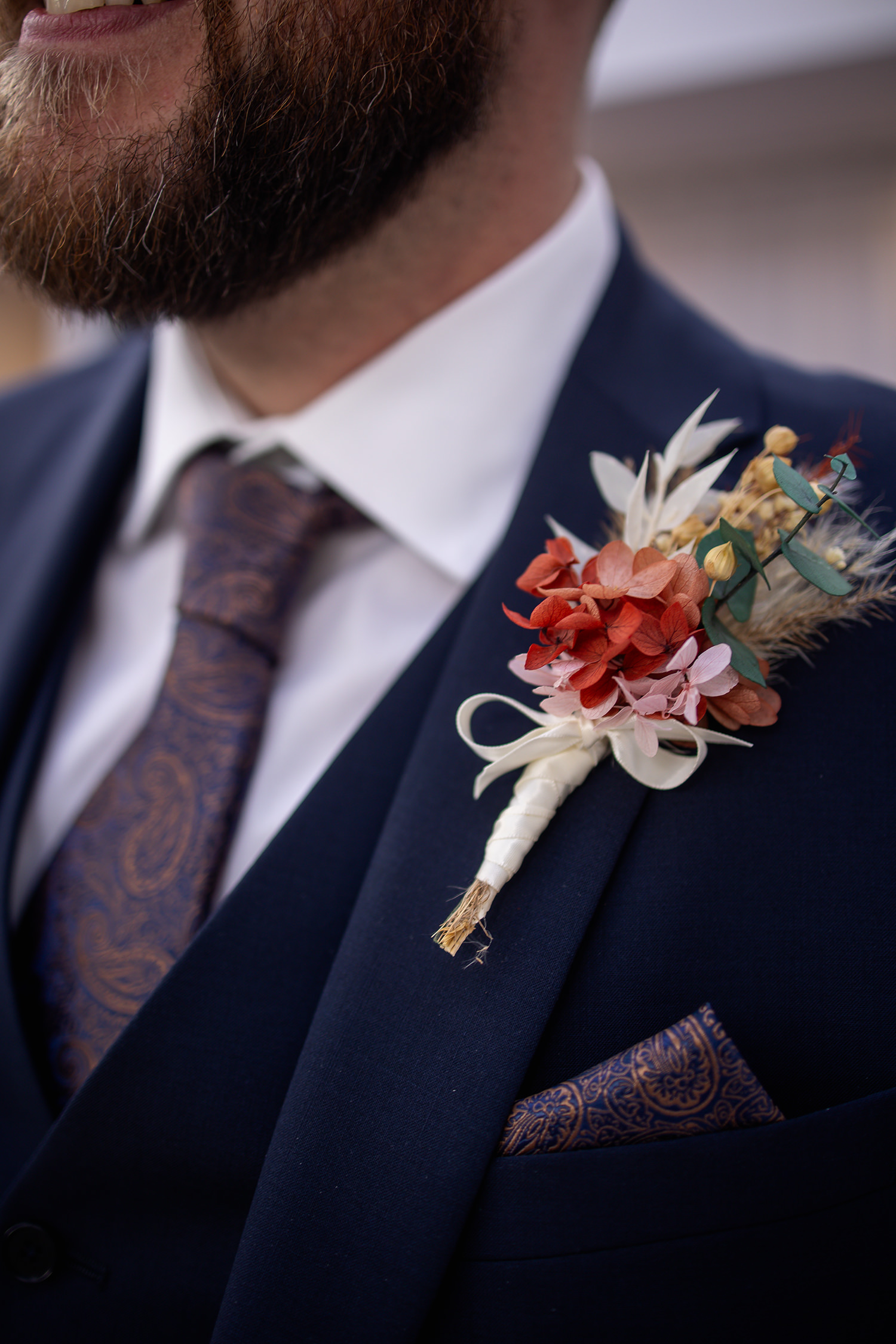 The grooms flower 